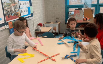 Leerlingen St. Vitusschool verrassen bewoners van De Antonius Hof